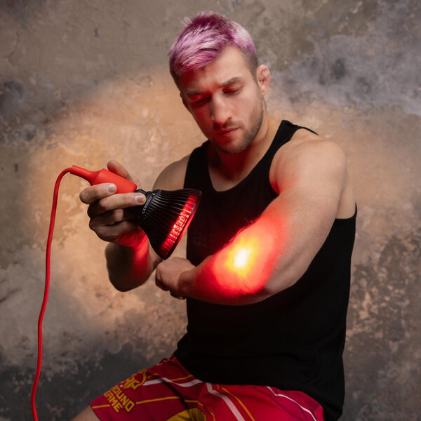 Bulb 4.0 , Lampa cu emisie focalizată de lumină infraroșie, MitoLight, изображение 3